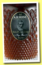 A.H. Riise 'Non Plus Ultra' (42%, OB, Virgin Islands, +/-2013)