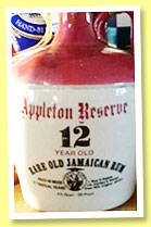 Appleton Reserve 12 yo (43%, OB, Jamaica, ceramic jug, +/-1975) Appleton Reserve 12 yo (43%, OB, Jamaica, ceramic jug, +/-1975)